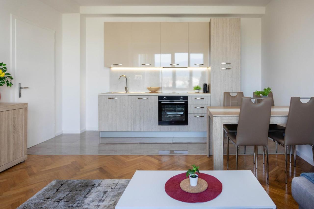 Spacious 2Bdr Apartment- Skyline View Zagreb Exteriör bild